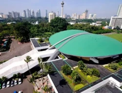 Usulan Yusril soal Ambang Batas Parlemen 13 Kursi Tuai Respons DPR